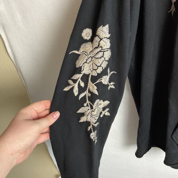 Johnny Was Long Angeles Floral Embroidered Pullover Hoodie Black - Picture 6 of 12